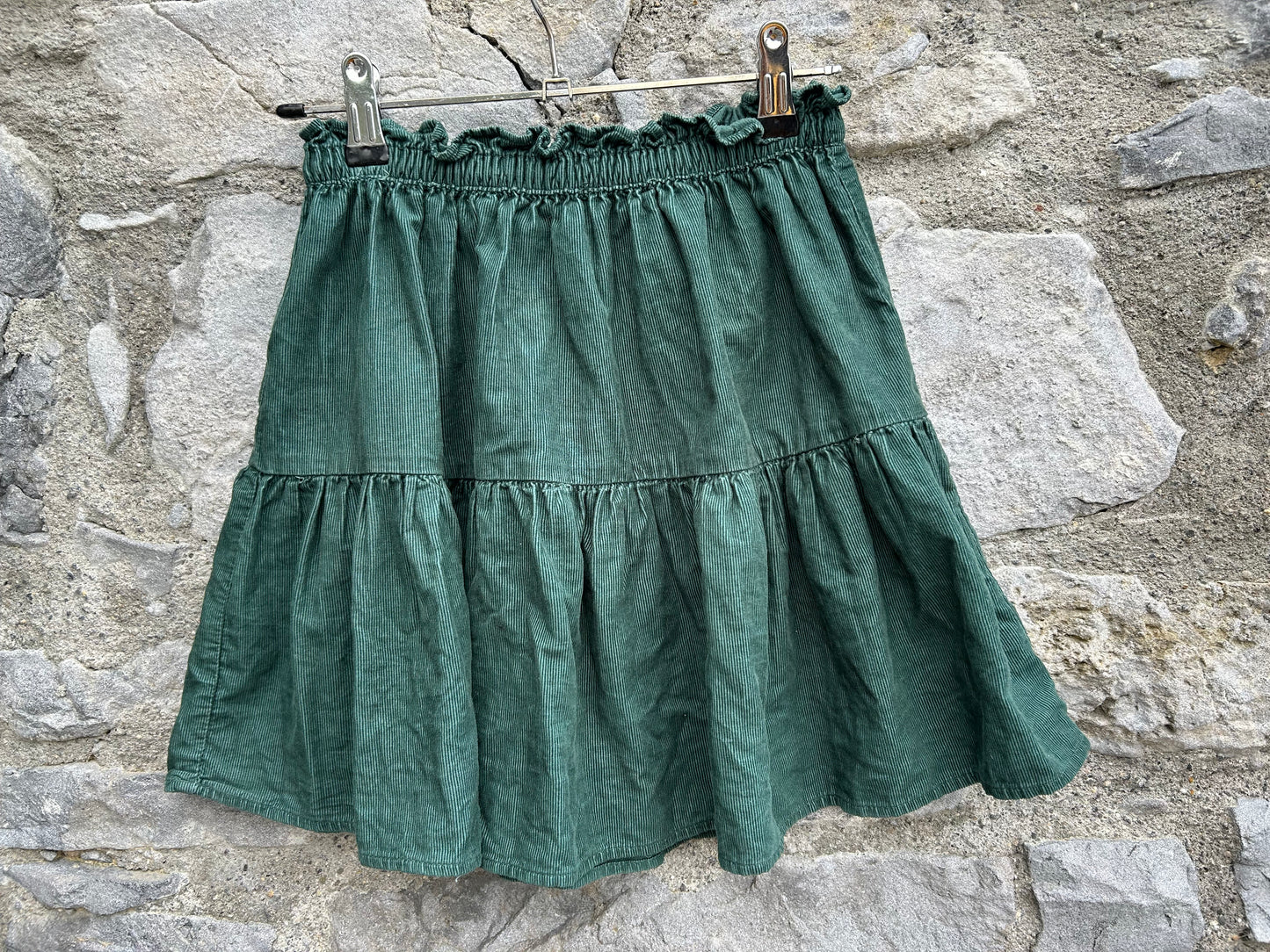 Green cord skirt  7-8y (122-128cm)