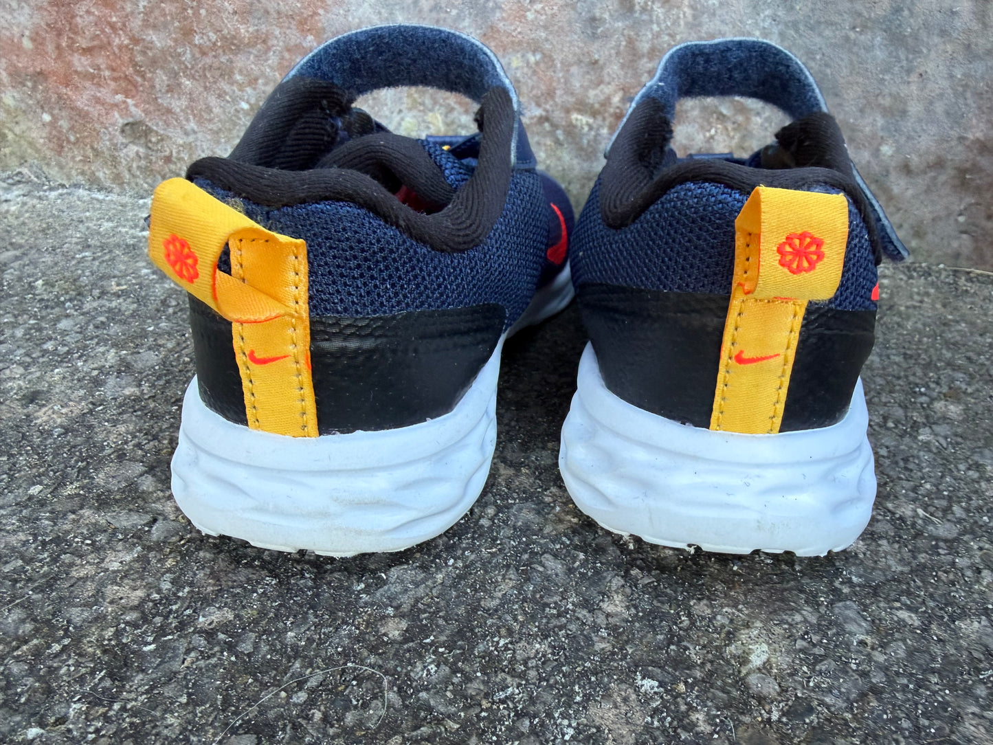 Midnight navy runners  uk 9.5 (eu 27)