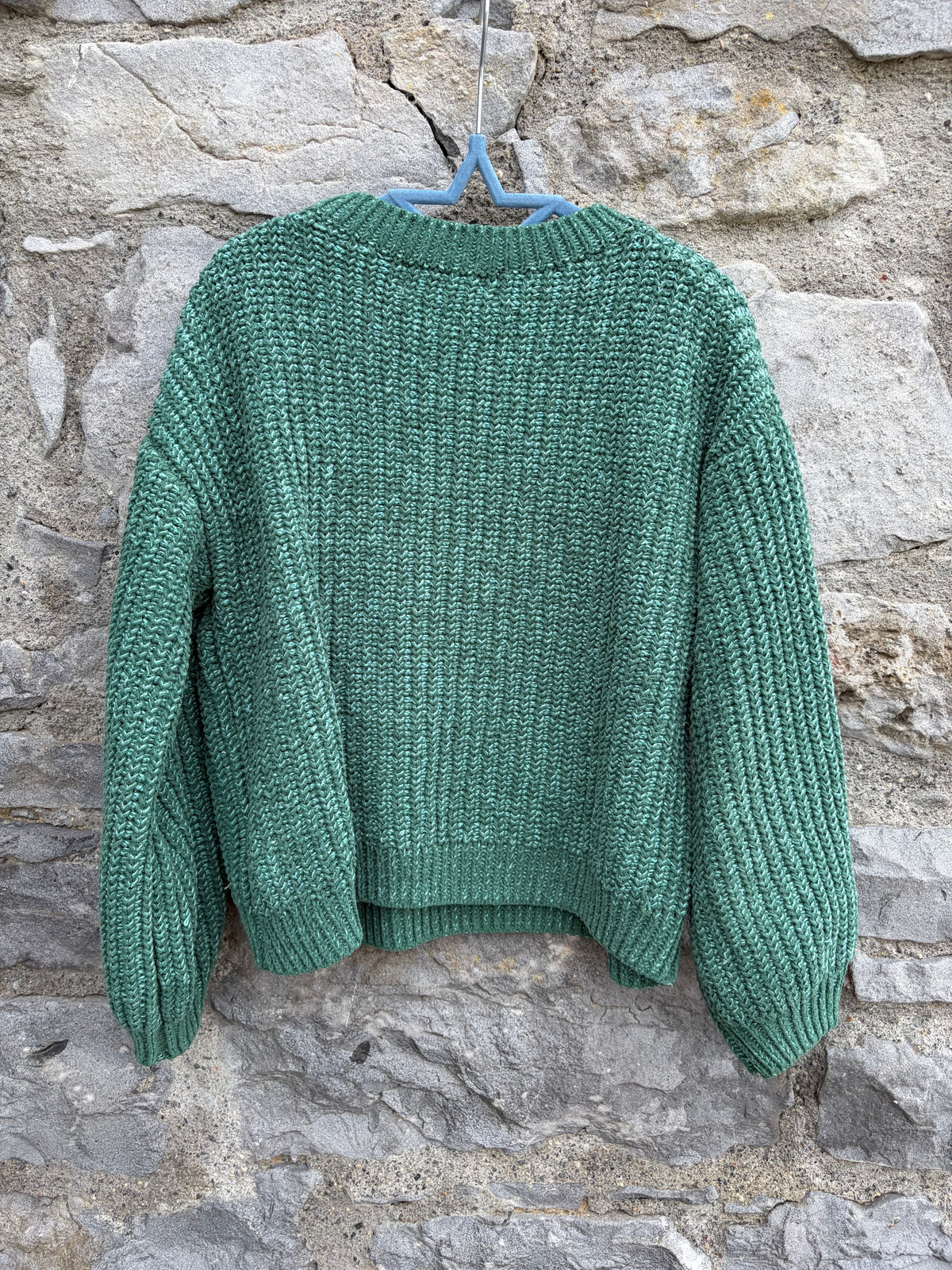 Green jumper  7-8y (122-128cm)