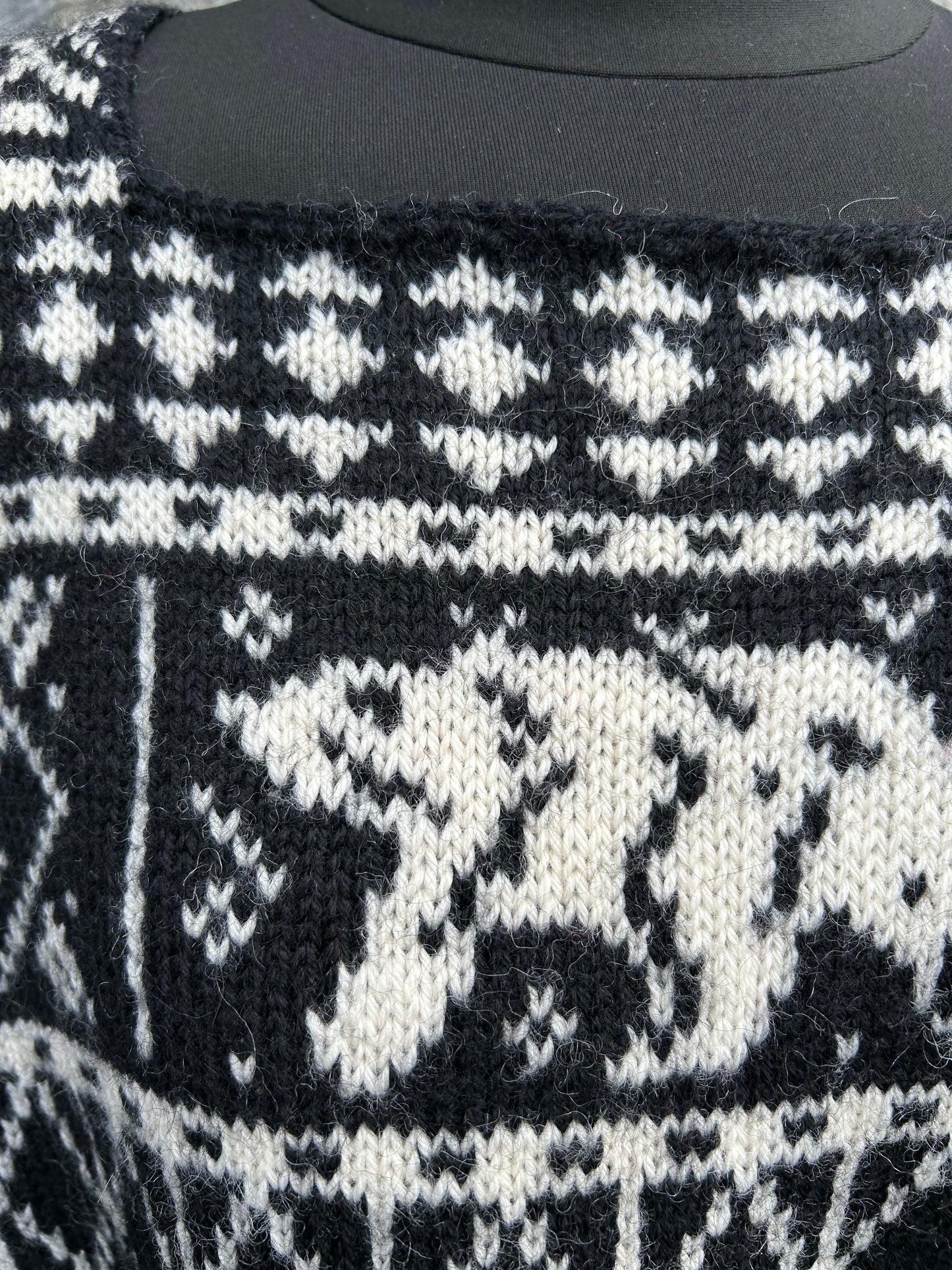 90s bears Black&white jumper Large