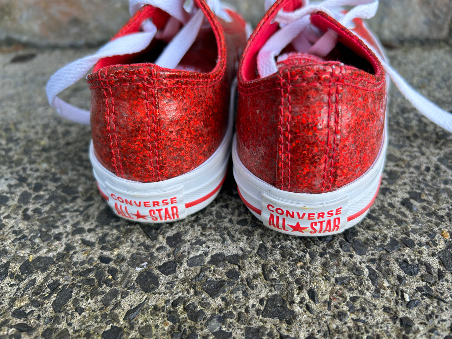 Red glitter converse  uk 2 (eu 34)