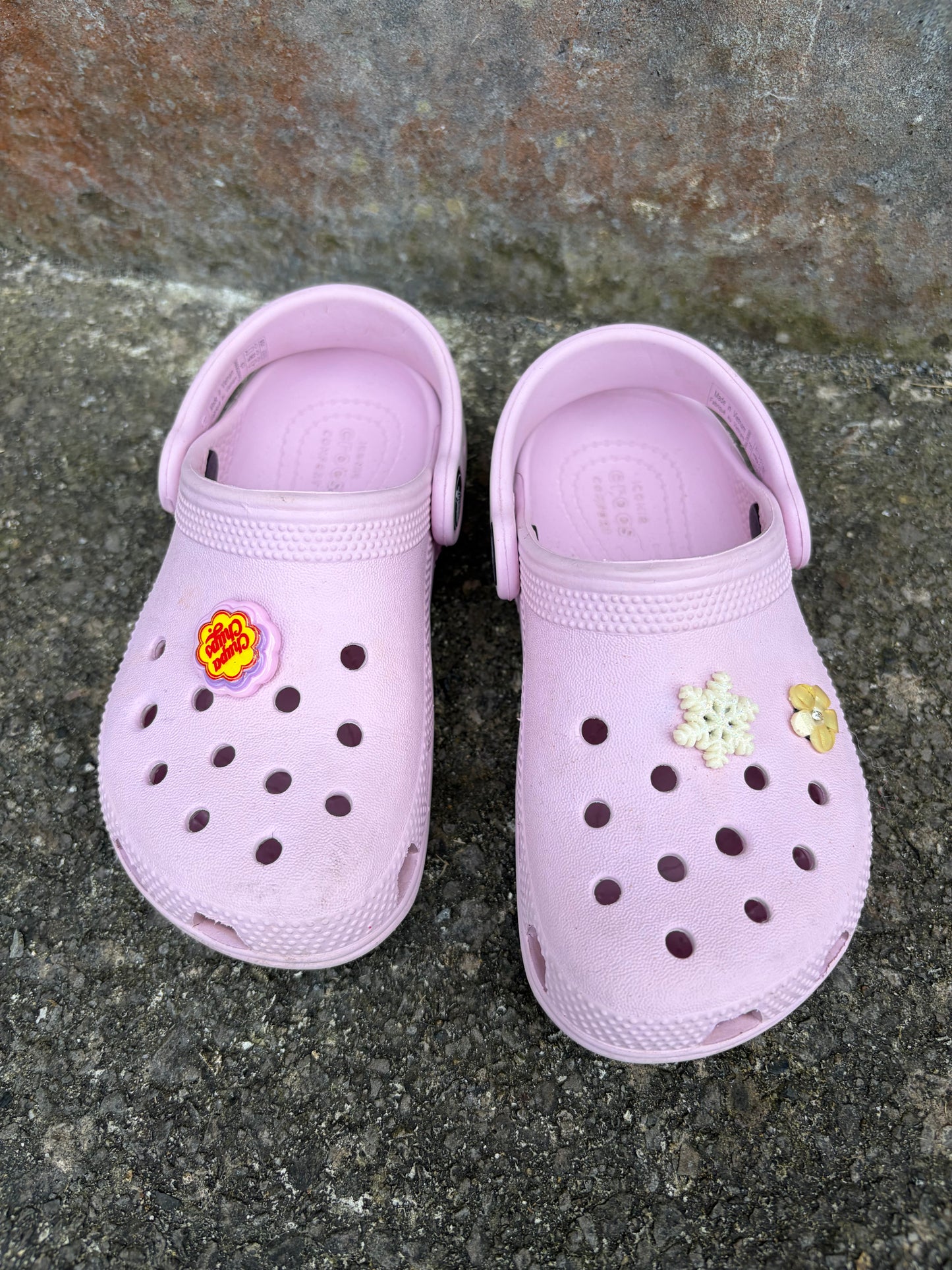 Pink clogs  uk 9 (eu 25-26)