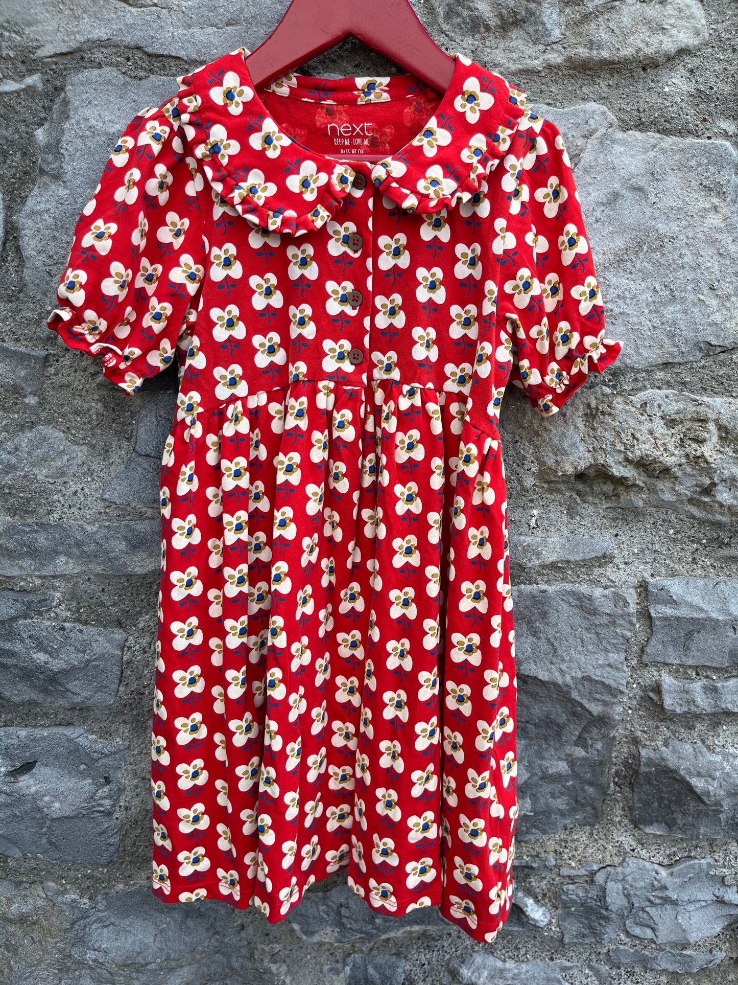 Red floral dress  5-6y (110-116cm)