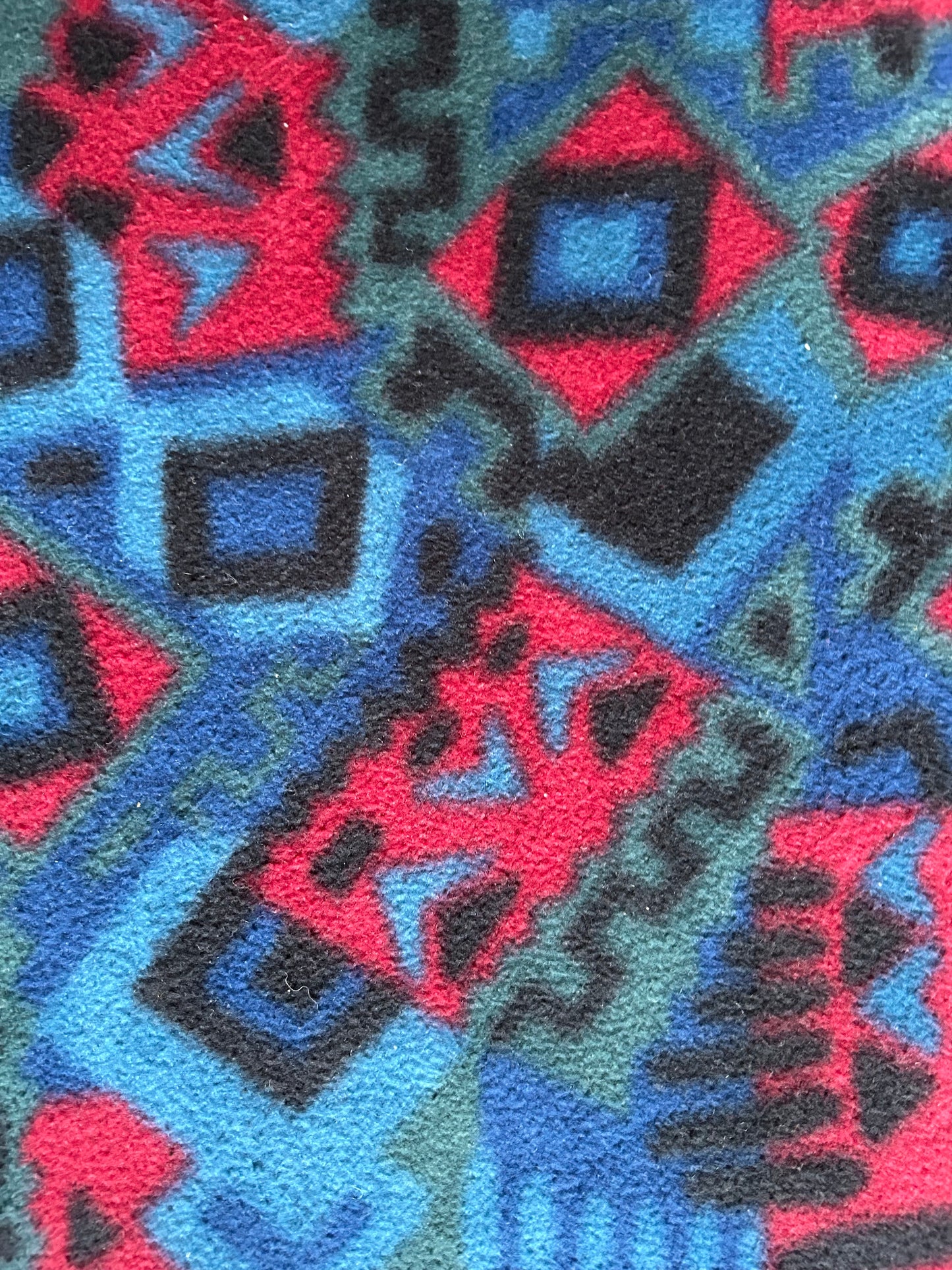 Geometric fleece scarf