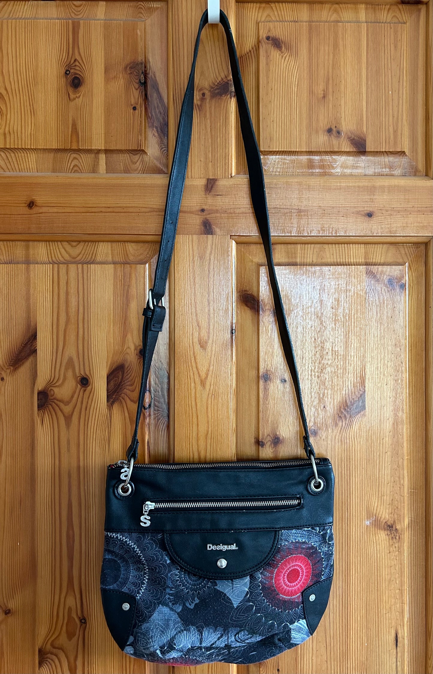Black& grey floral crossbody bag