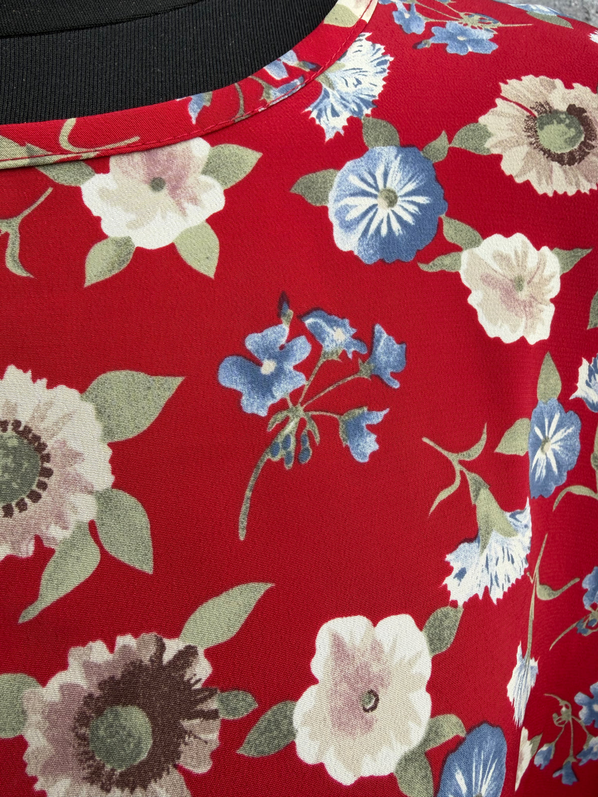90s vibrant colored botanical red top uk 16-18