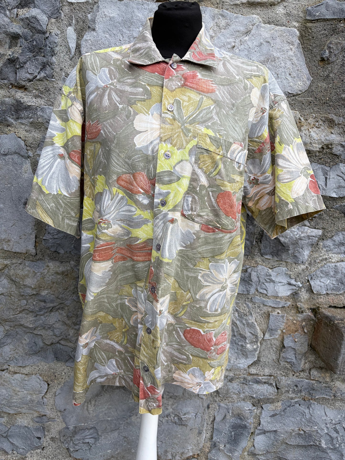 80s khaki&green floral shirt Medium