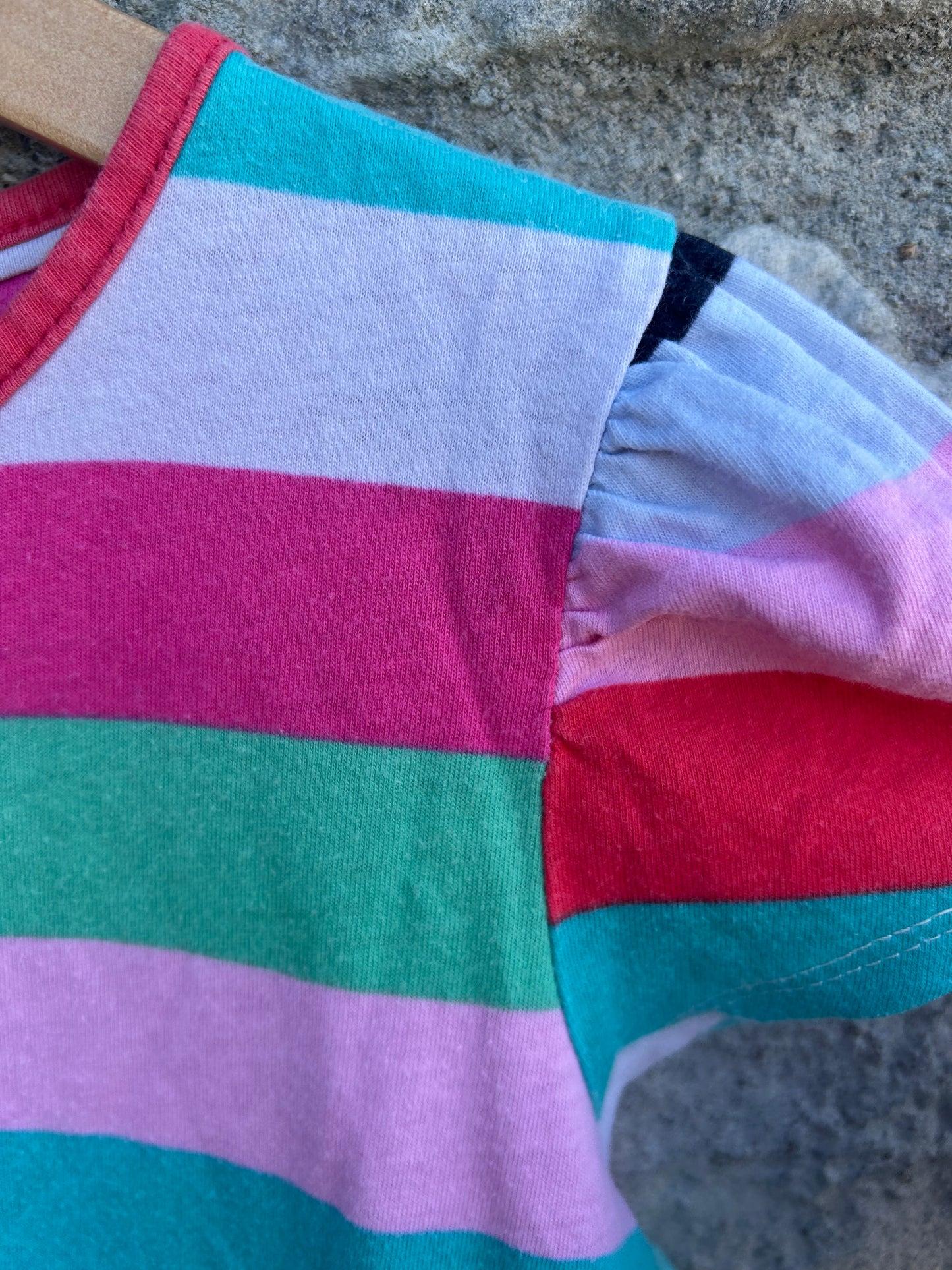 Colourful stripy T-shirt  7-8y (122-128cm)