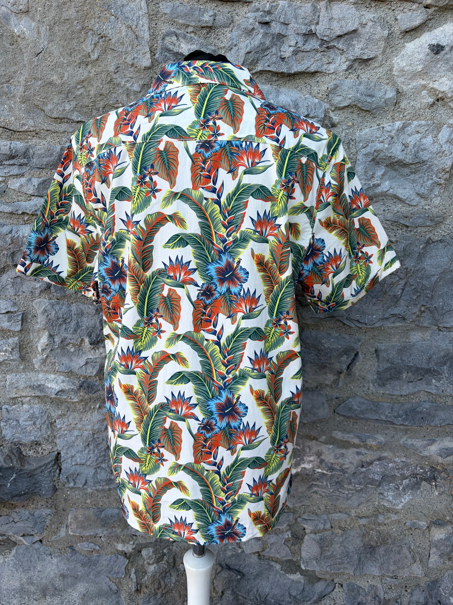 90s tropical flowers shirt Medium