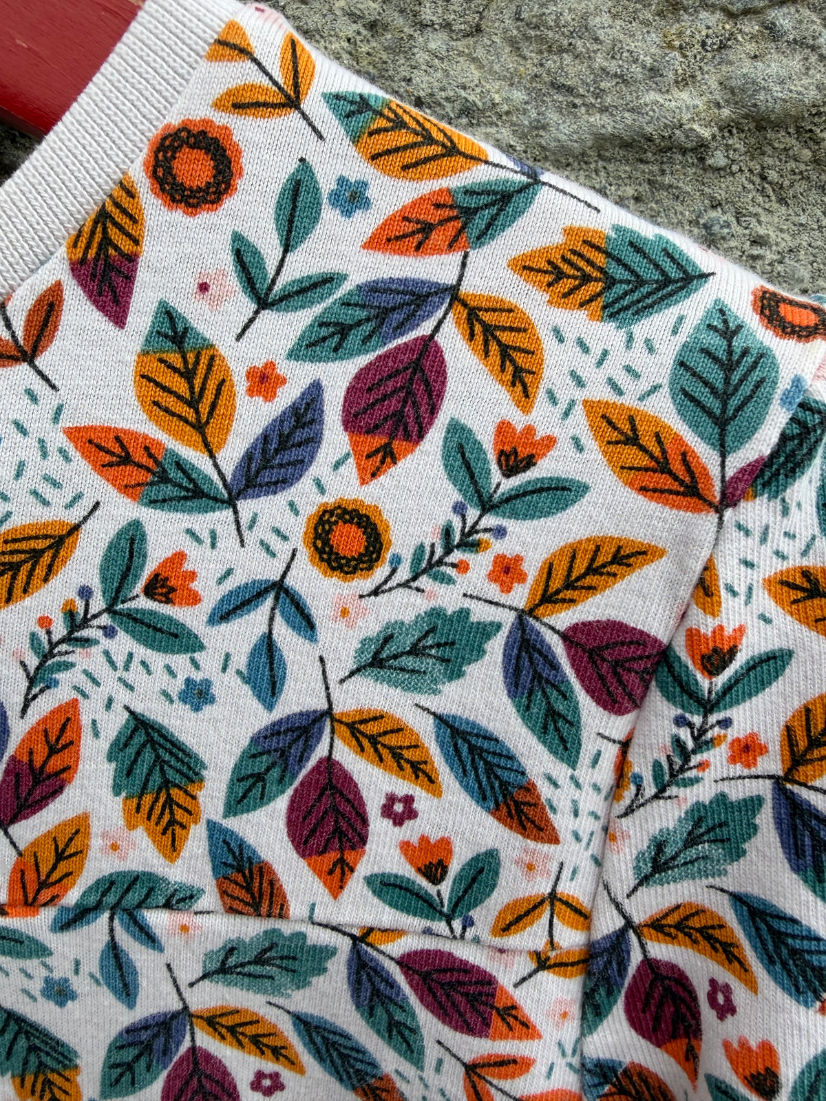 Leaves top 5-6y (110-116cm)