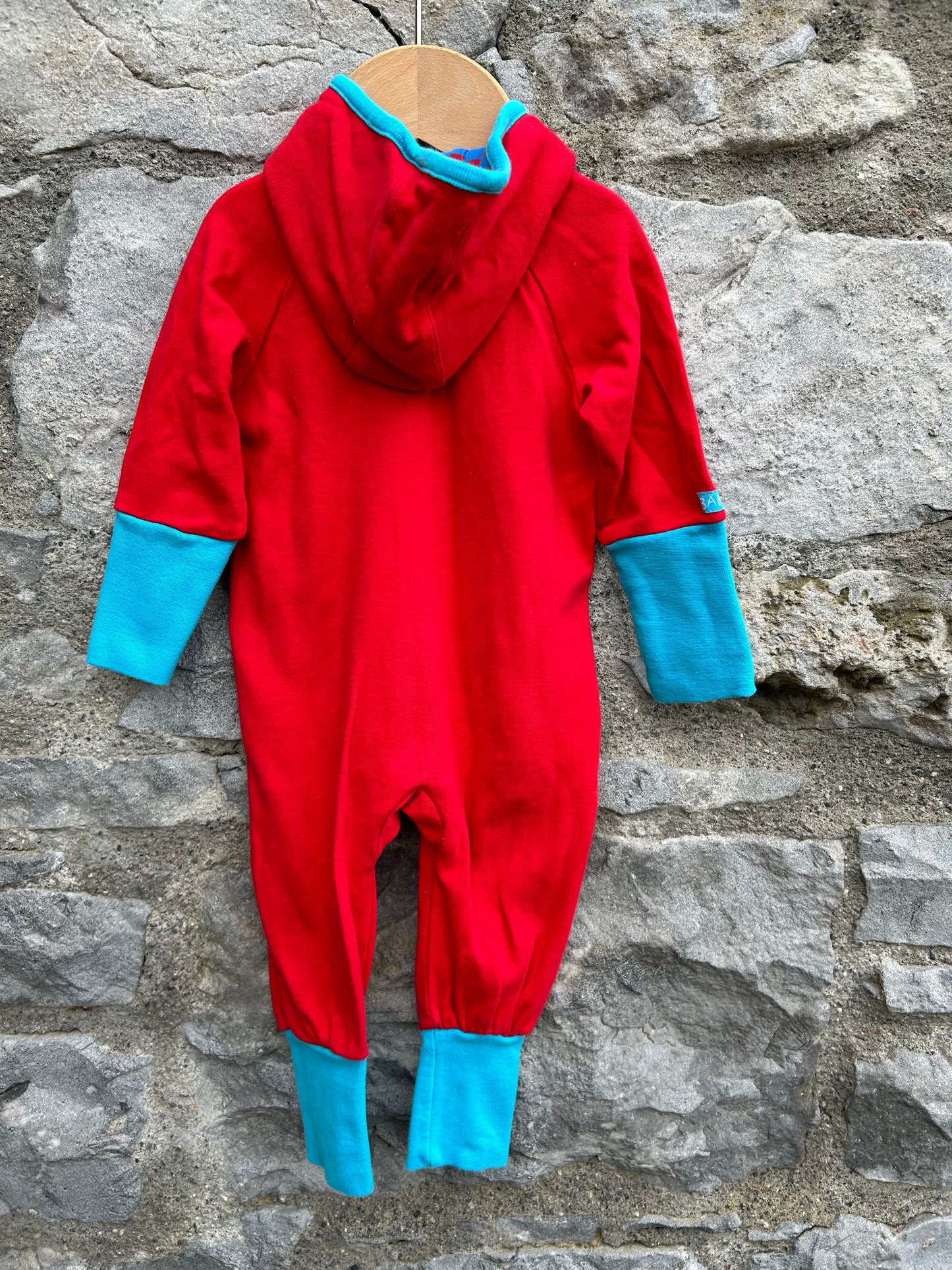 Red&blue hooded onesie  0-1m (50-56cm)