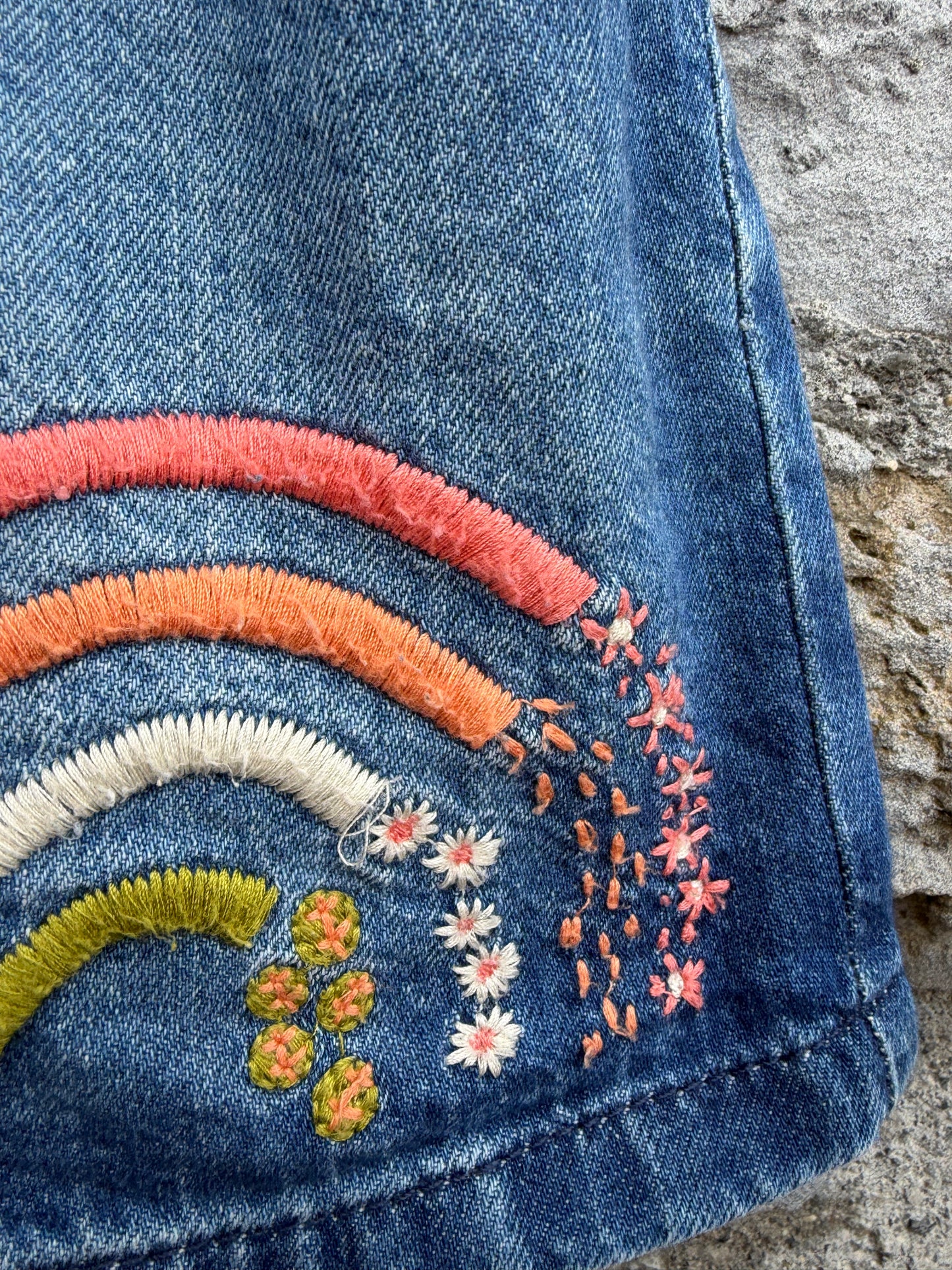 Rainbow denim skirt  6-7y (116-122cm)