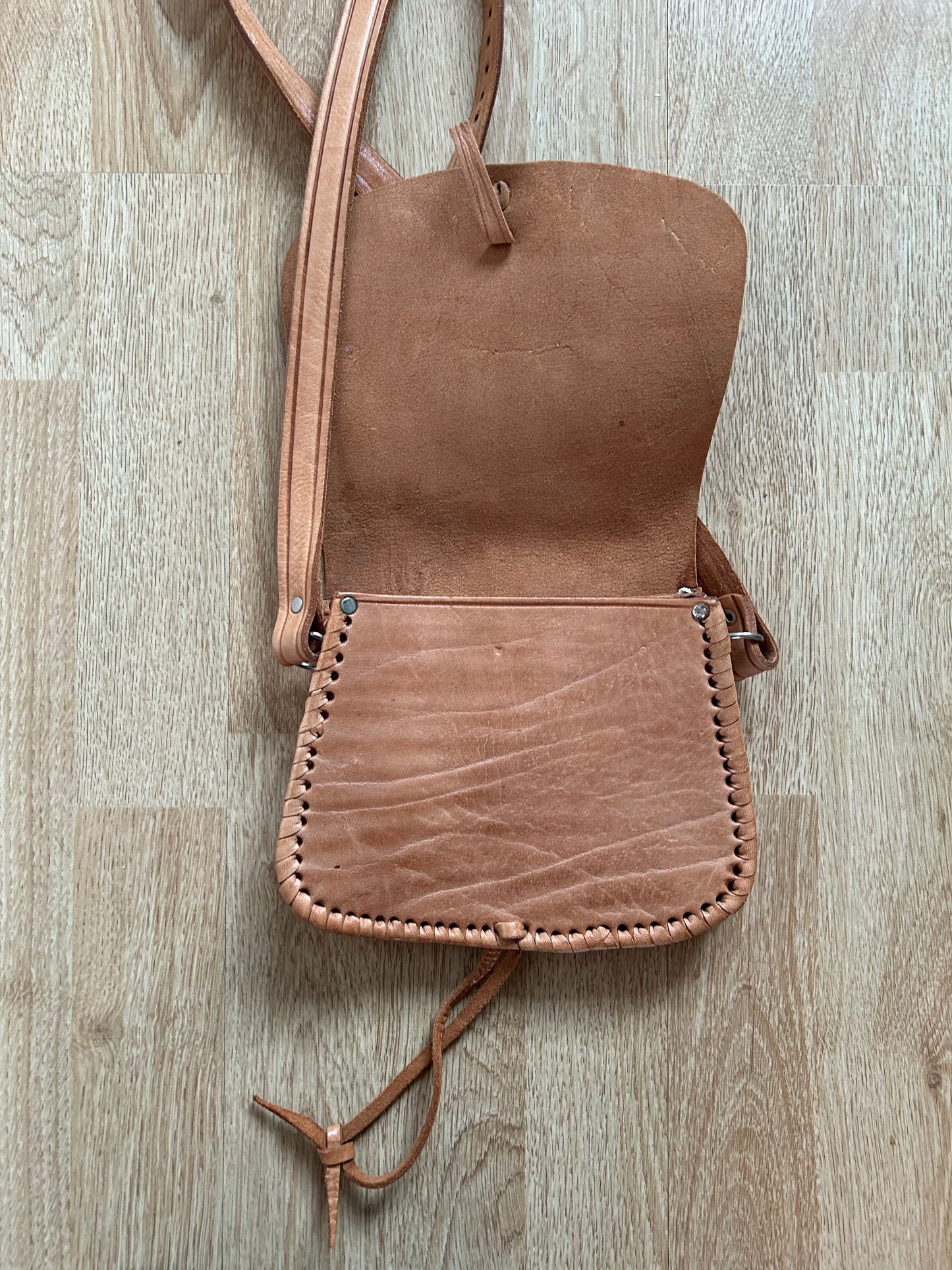 Beige crossbody bag