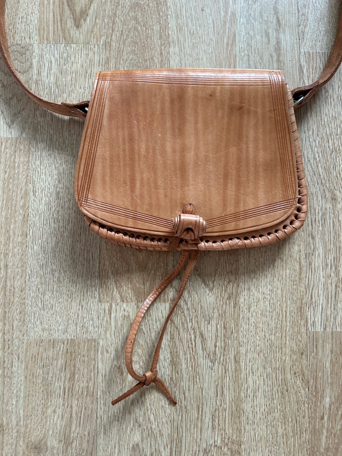 Beige crossbody bag