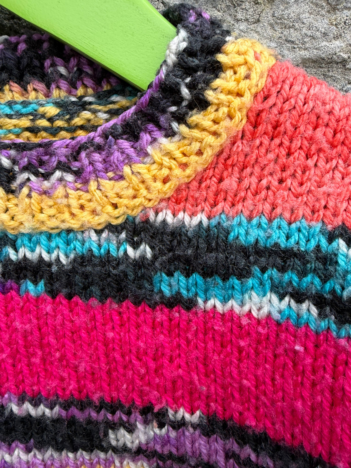 Red melange stripy jumper 3-4y (98-104cm)