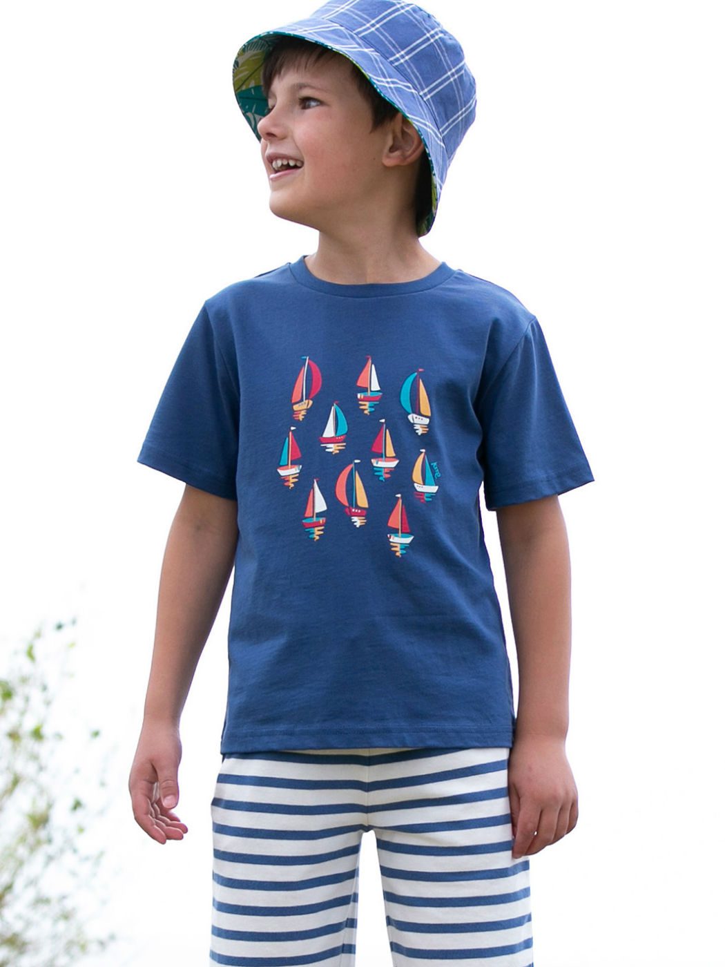 Sailing boats navy T-shirt 8y (128cm)