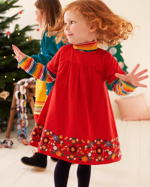 Embroidered red dress  6-7y (116-122cm)