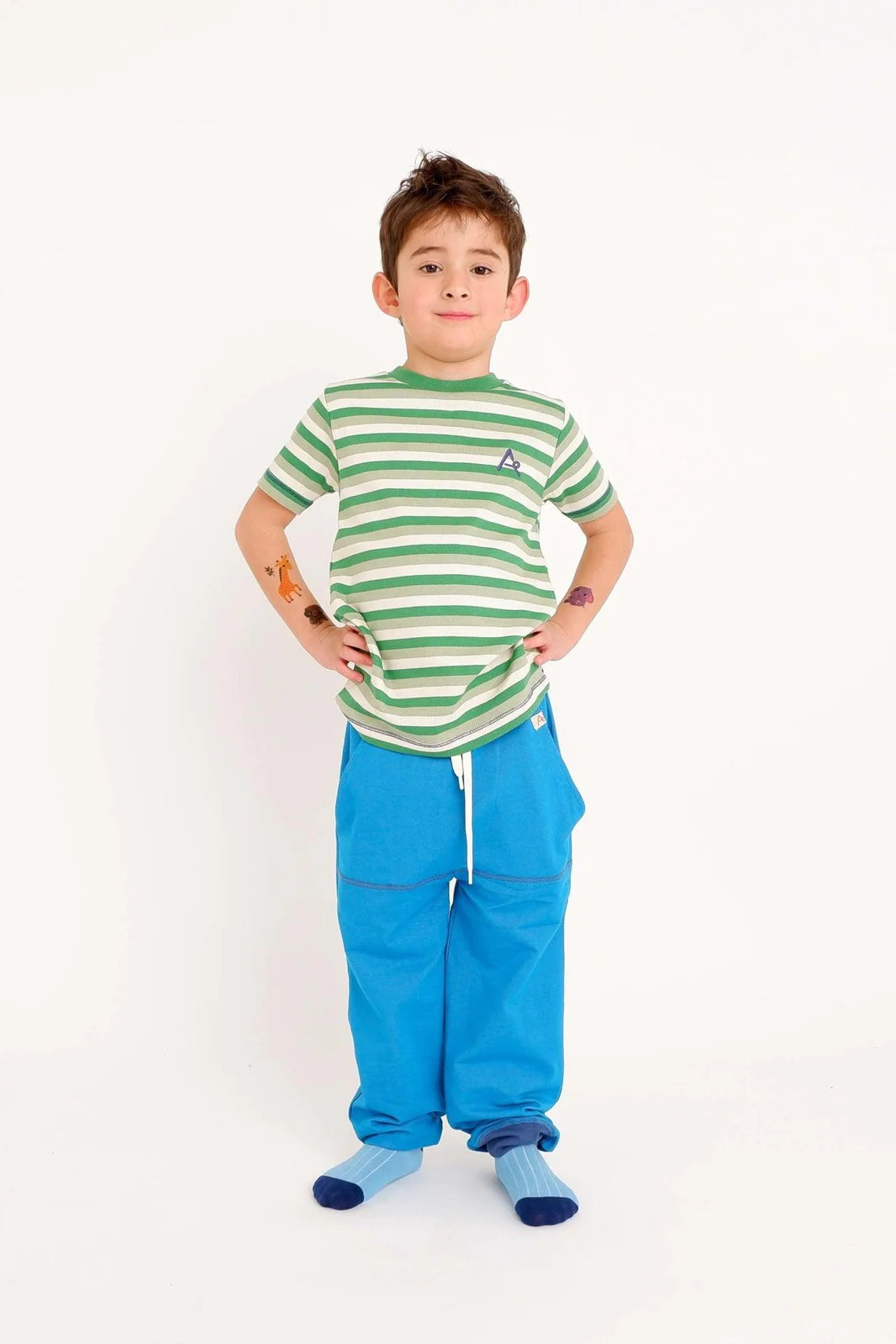 Green stripy T-shirt   8y (128cm)