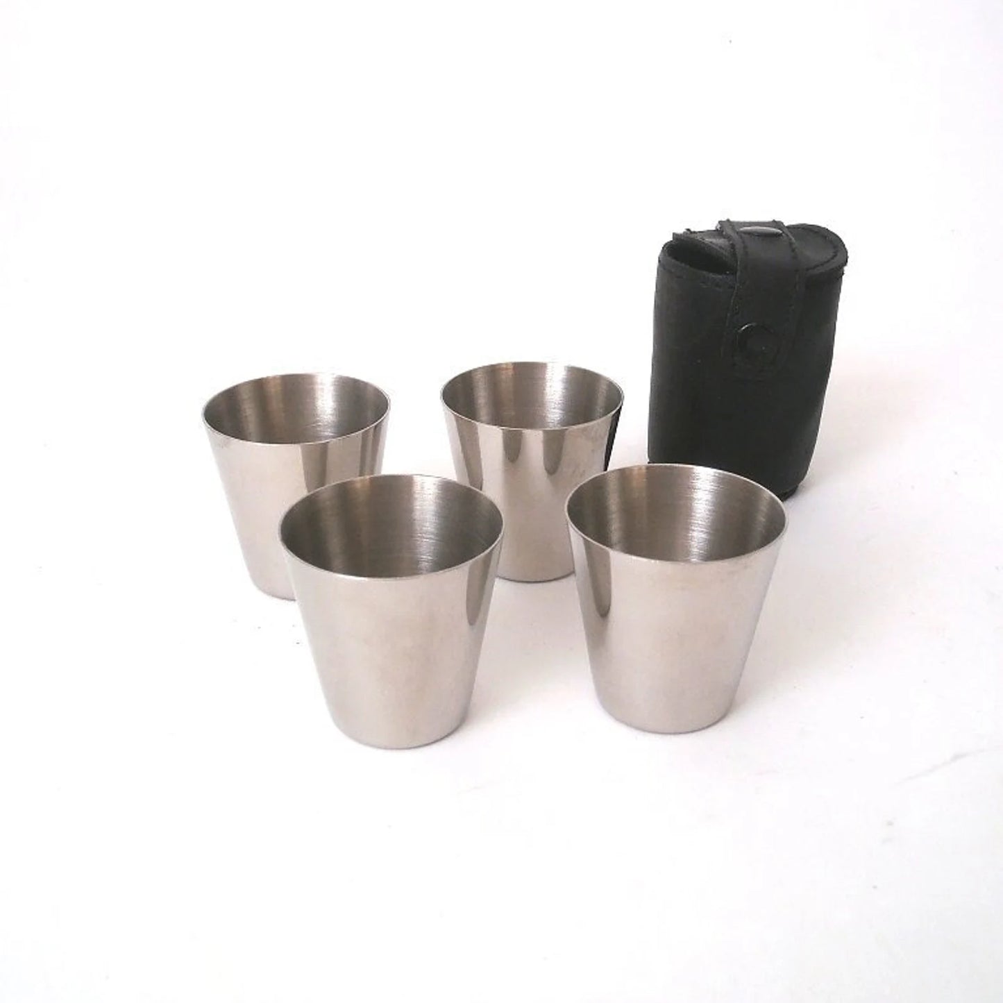 Portable shot glass set
