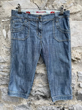 Load image into Gallery viewer, Light denim cropped jeans  10-11y (140-146cm)
