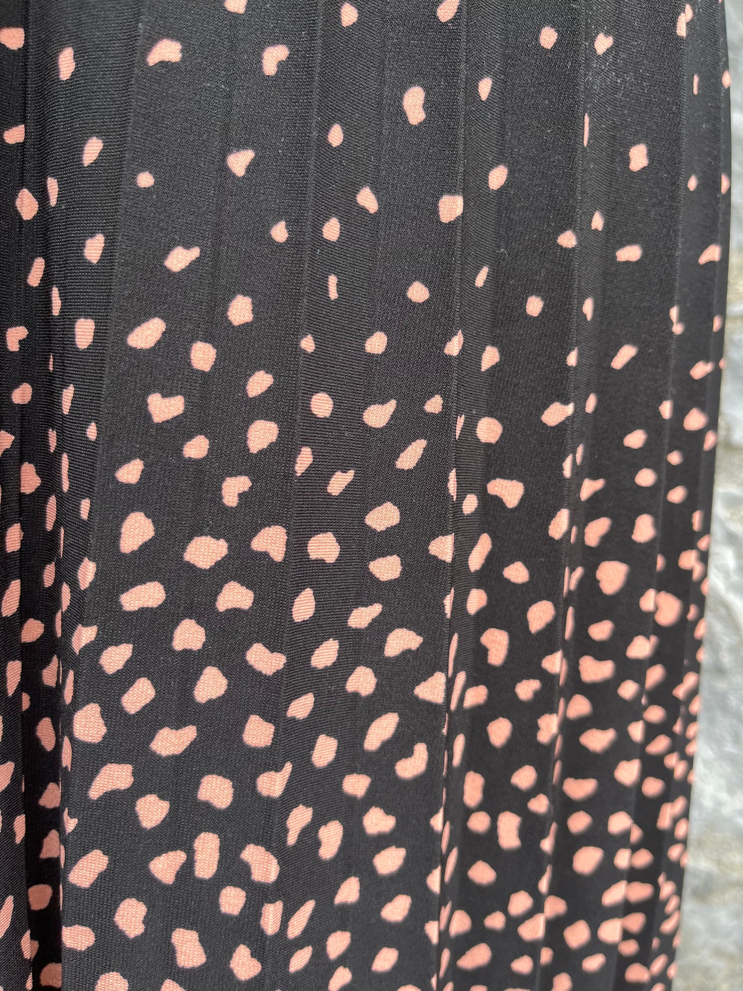 Pink hearts black skirt uk 6-8