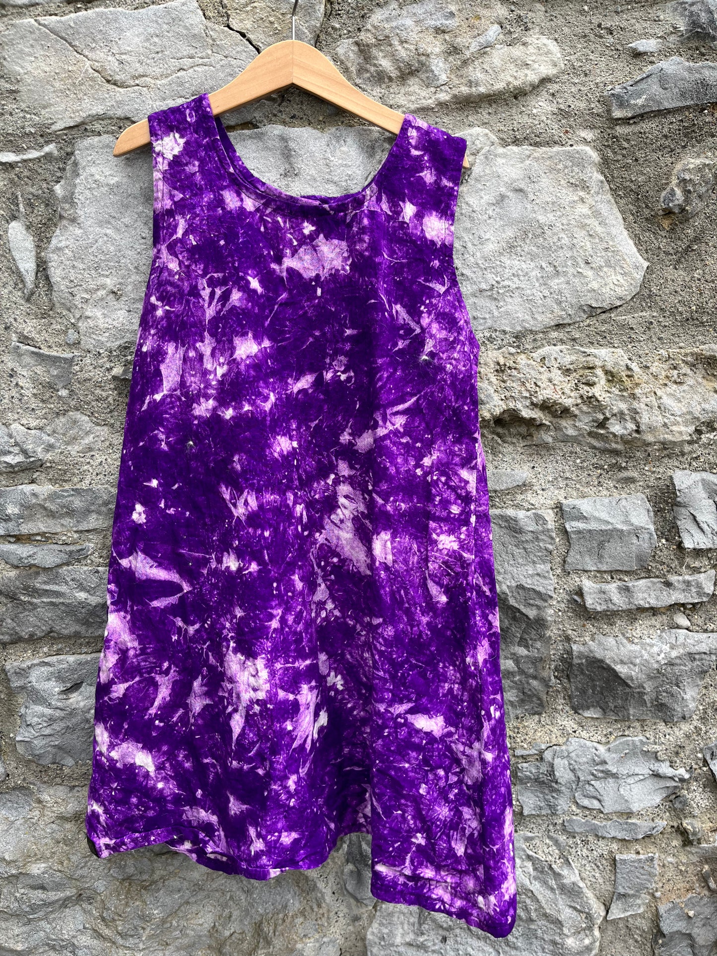 Purple tie dye dress  9-10y (134-140cm)