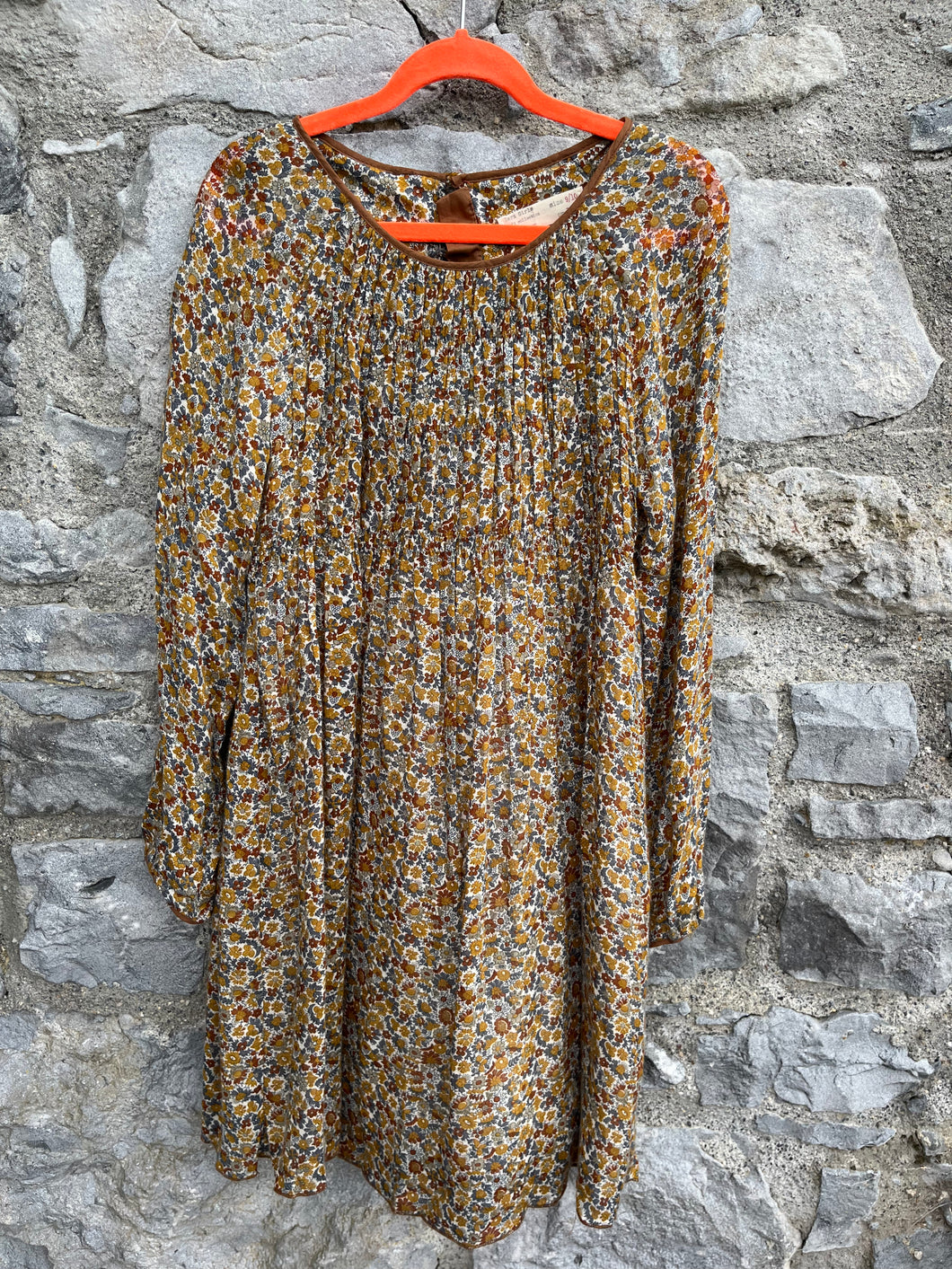 Brown floral dress  9-10y (134-140cm)