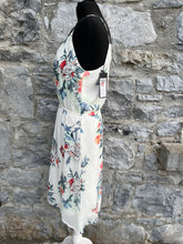 Load image into Gallery viewer, Floral white dress uk 10-12

