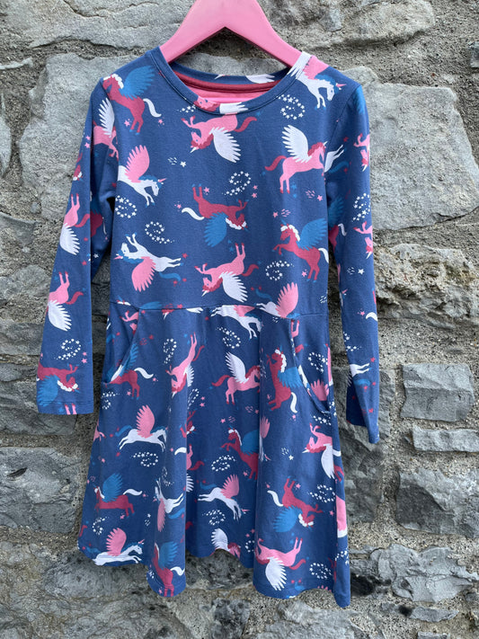 Unicorn navy dress  7y (122cm)