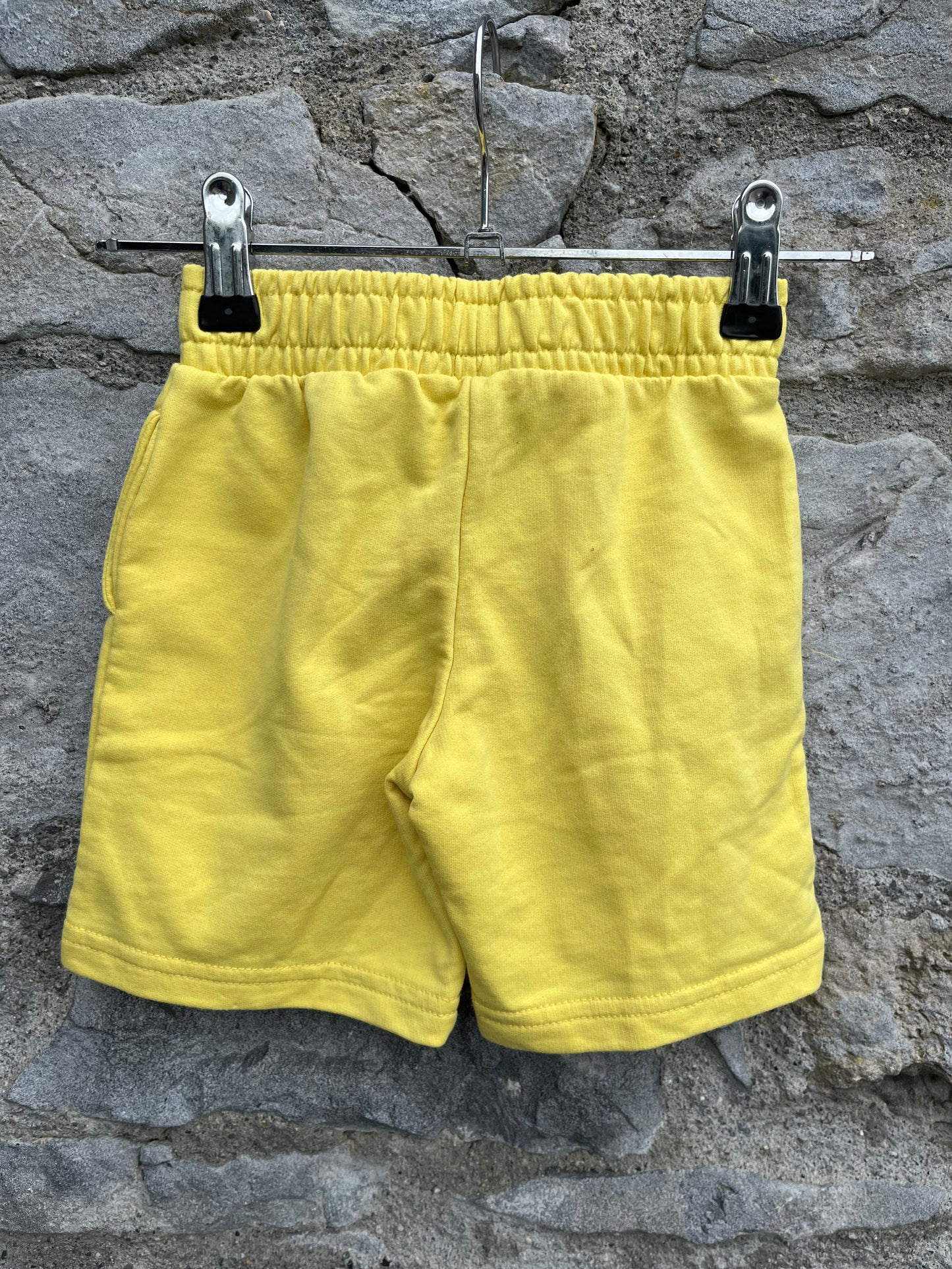 Yellow shorts  2-3y (92-98cm)