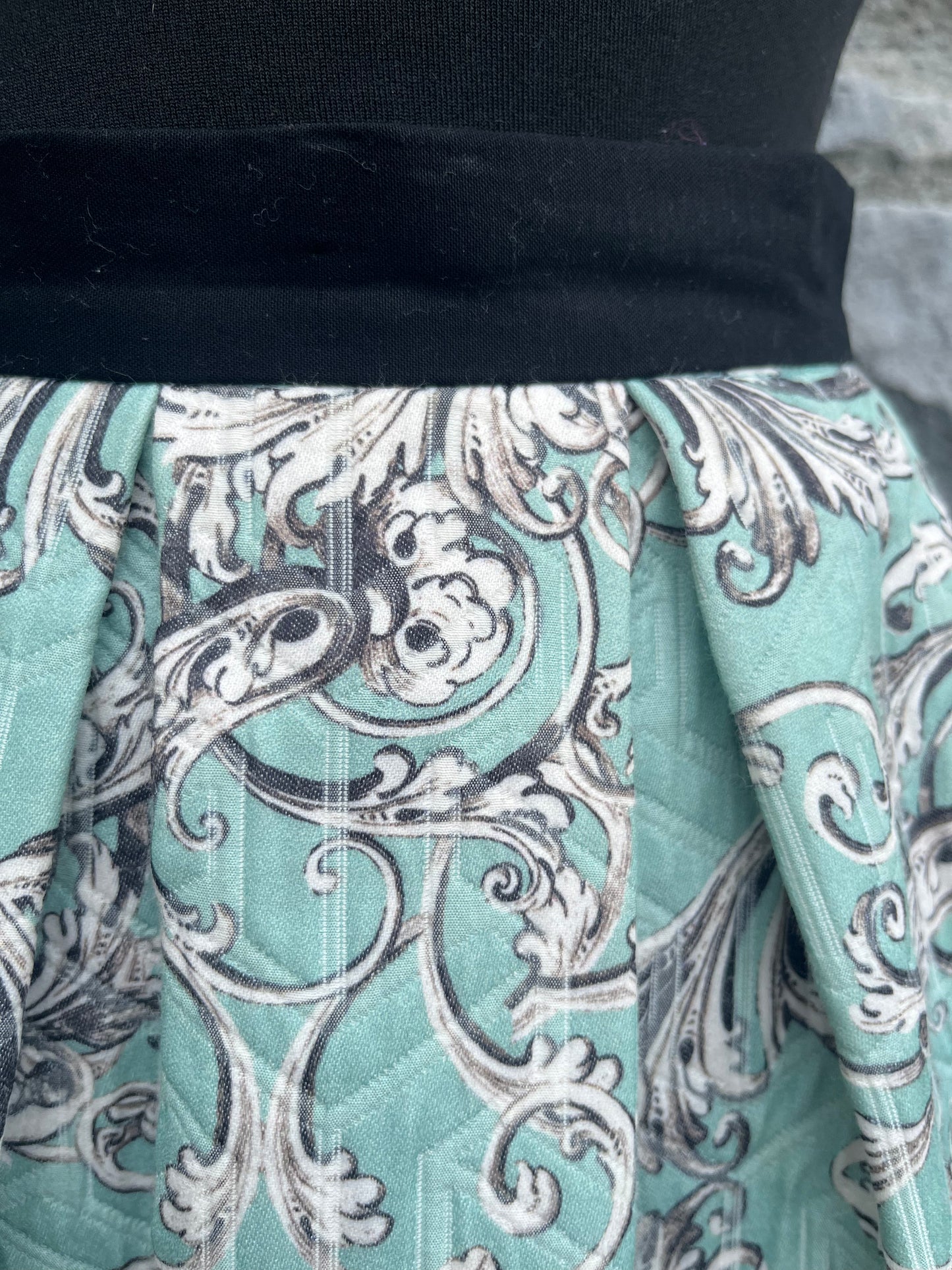 Aqua baroque print skirt  uk 8