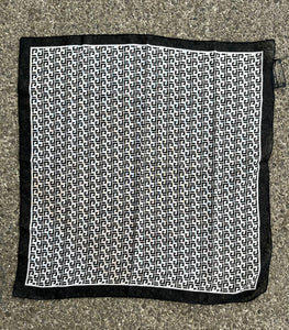 90s Black&white patterned scarf