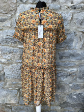 Load image into Gallery viewer, Tropical garden beige dress uk 8-10
