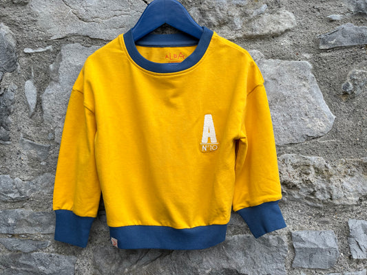 Old gold sweatshirt  2y (92cm)