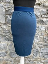 Load image into Gallery viewer, Betsy navy skirt uk 6
