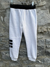 Load image into Gallery viewer, White tracksuit pants  4-5y (104-110cm)
