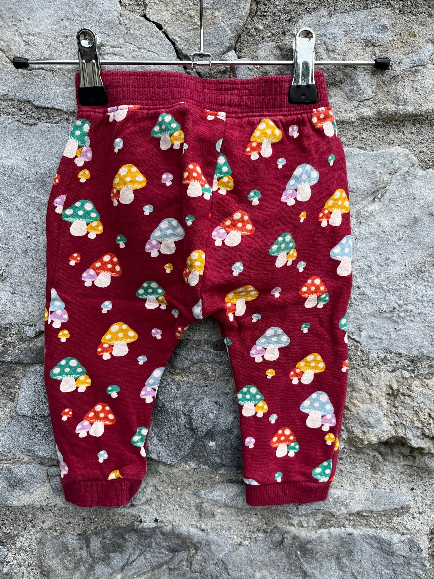 Mushroom maroon pants  6-9m (68-74cm)