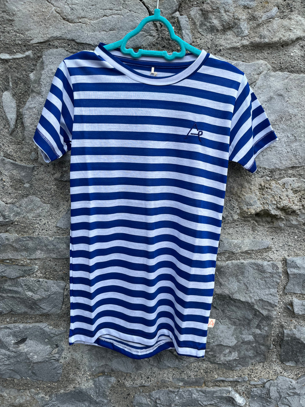 Blue stripy t-shirt   8y (128cm)