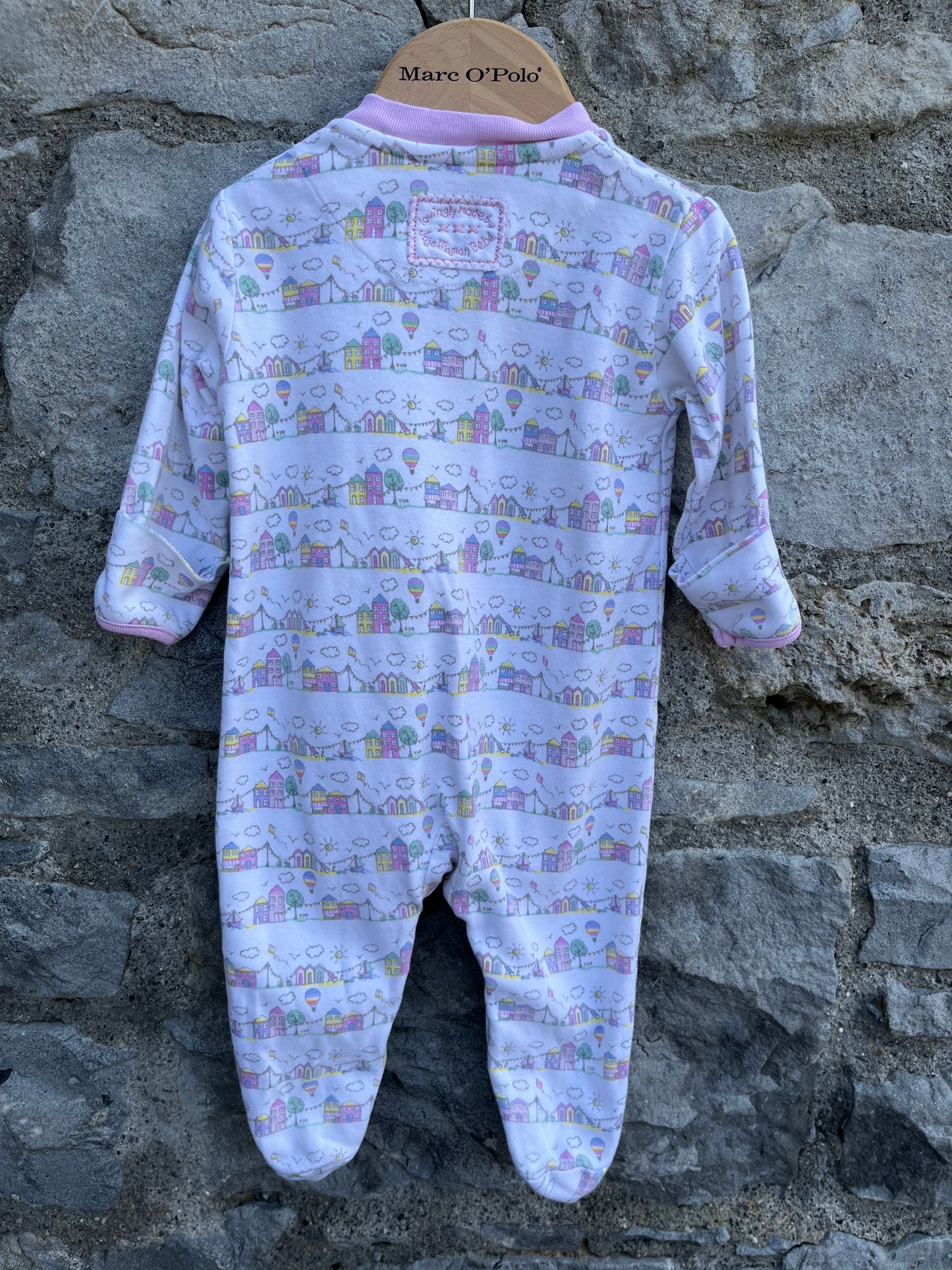 Beach town onesie  3-6m (62-68cm)