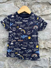 Load image into Gallery viewer, Planes&amp;rainbows navy T-shirt   12-18m (80-86cm)
