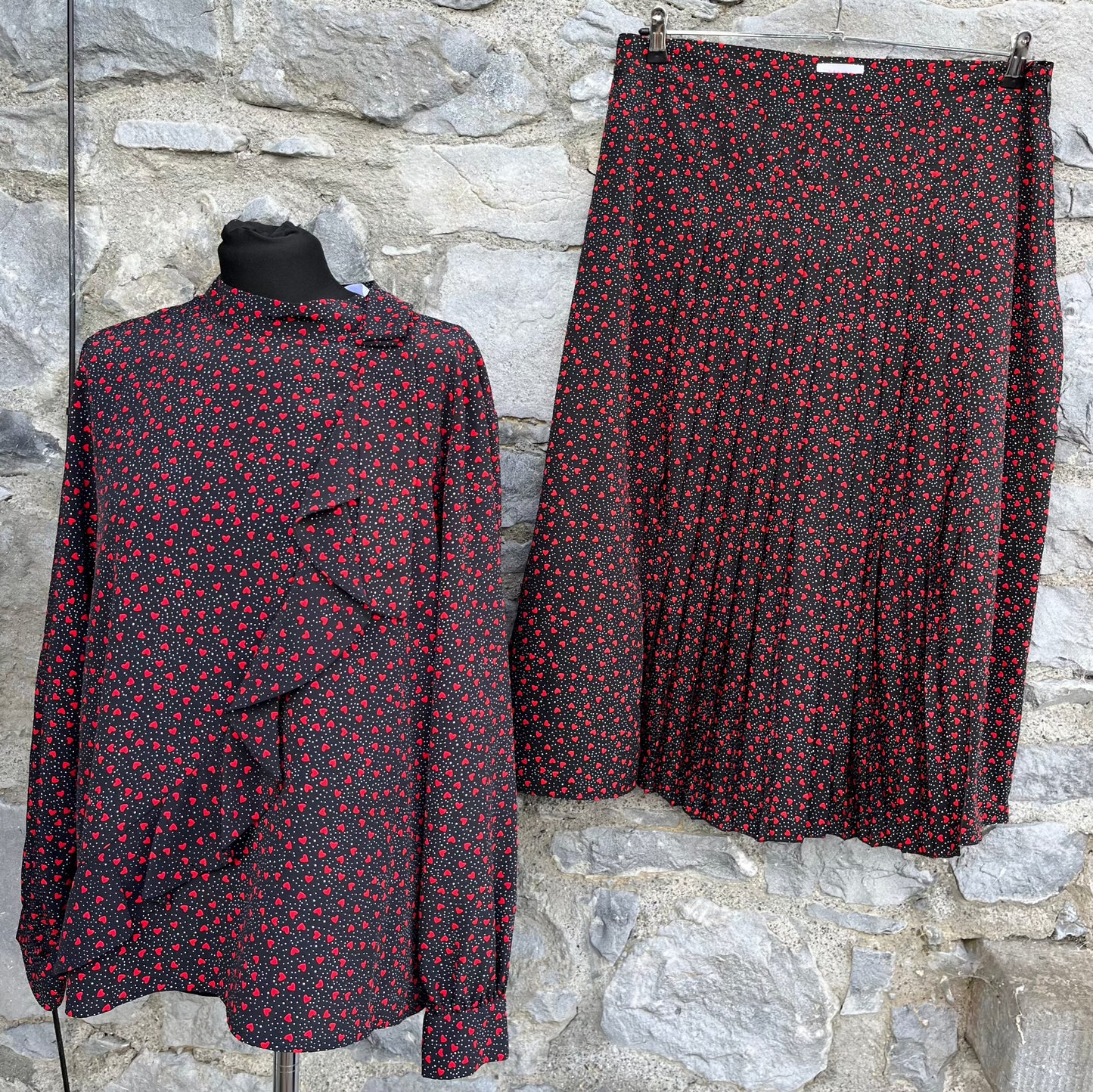 Red hearts blouse&skirt uk 16-18