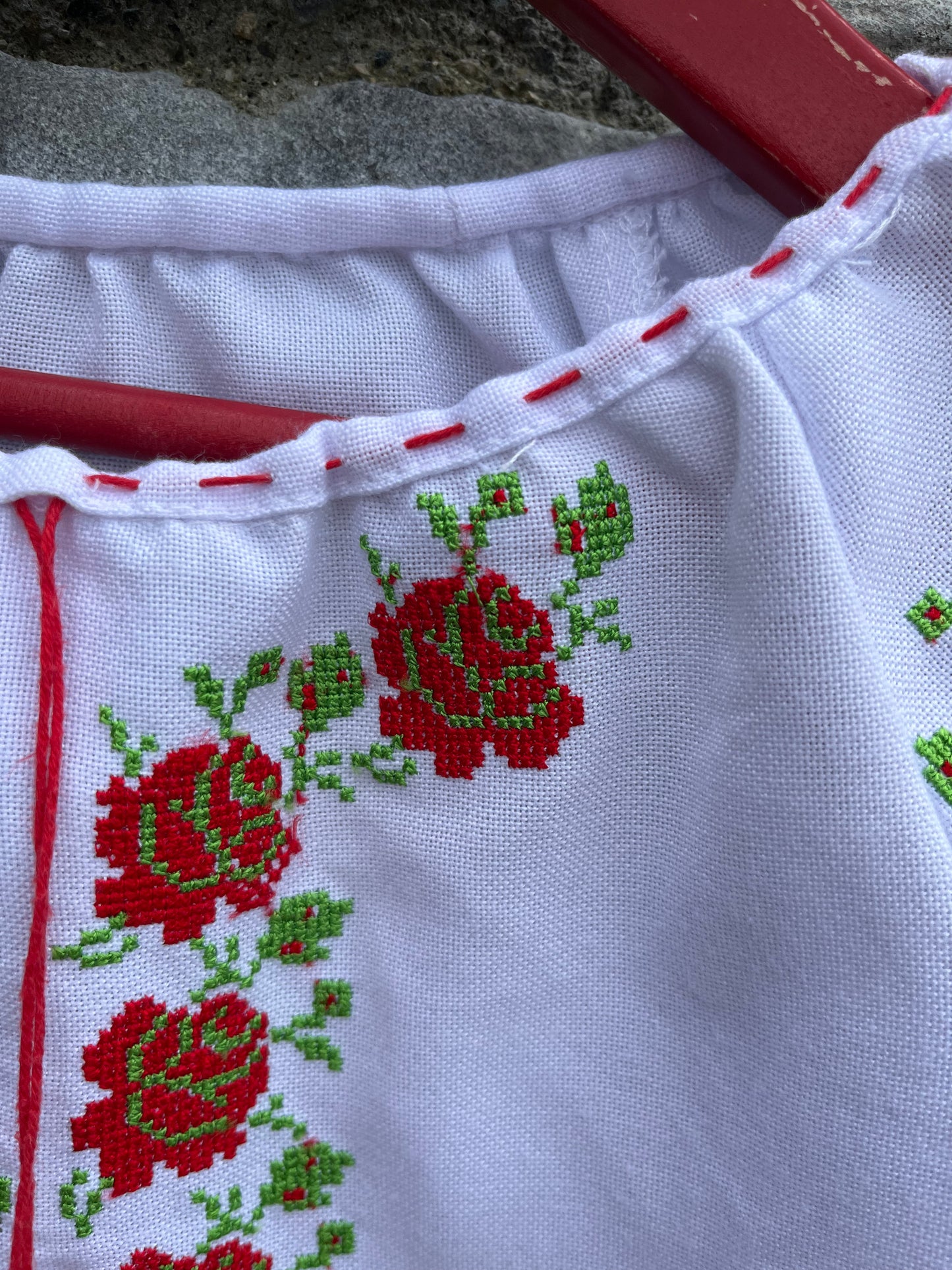 80s embroidered folk blouse 12-18m (80-86cm)