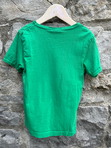 Green T-shirt  5y (110cm)