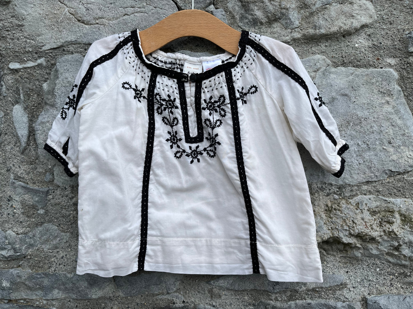 Folk embroidered top  6-12m (68-80cm)