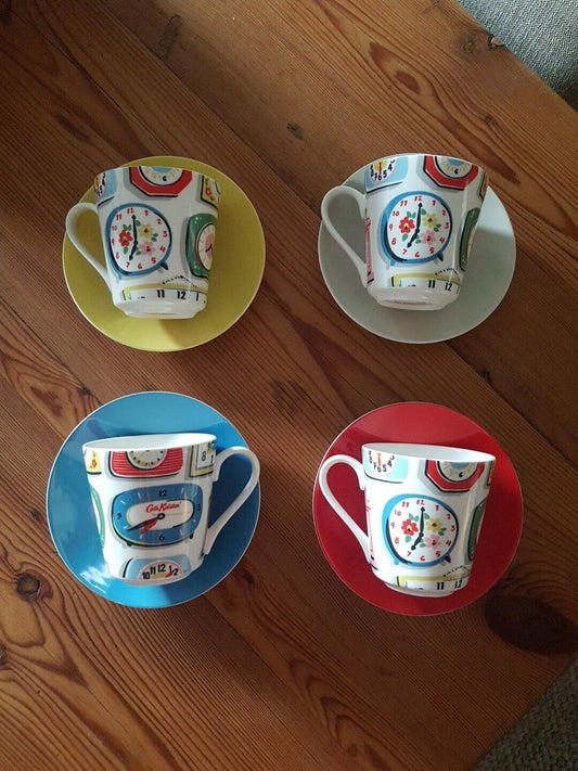 Teacup and saucers x4