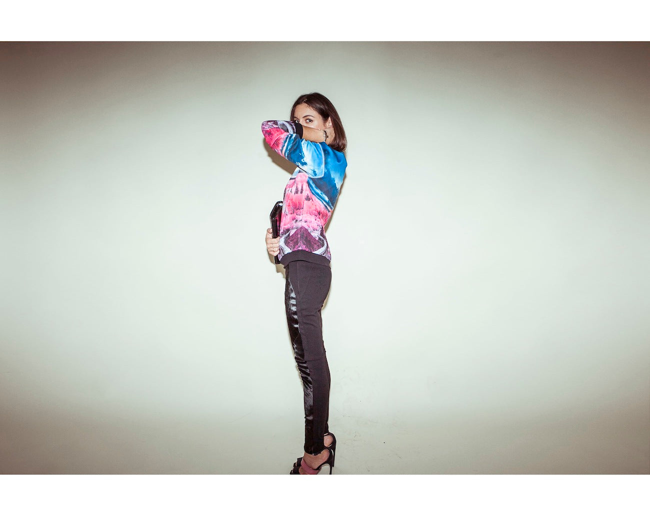 Blue&pink road to nowhere sweatshirt uk 8-10