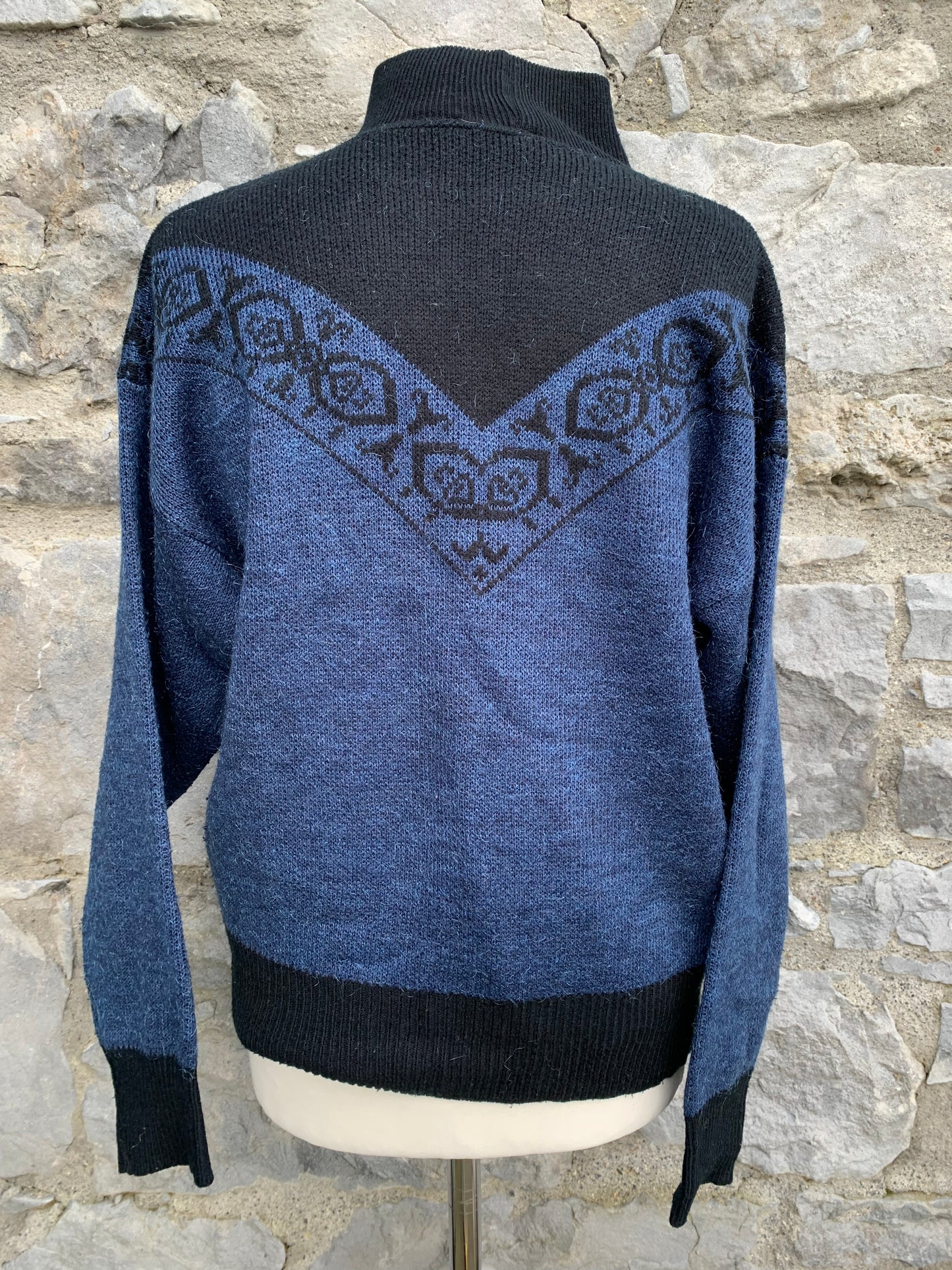 Blue&black jumper   uk 8-10