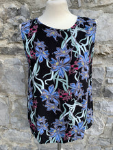 Load image into Gallery viewer, Floral top   uk 10-12
