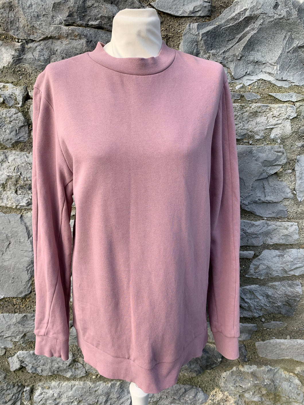 Pink sweatshirt    Medium