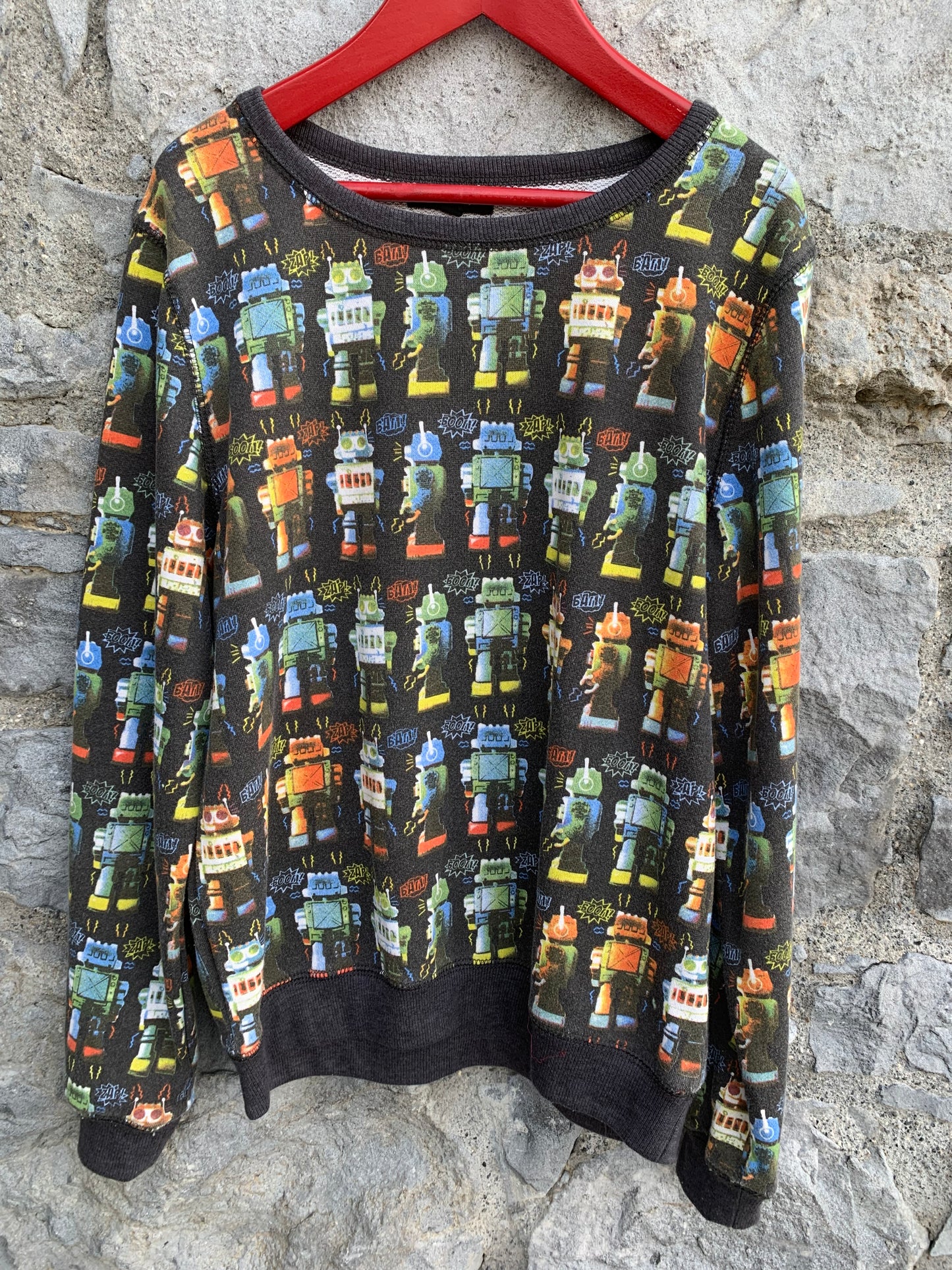 Robots sweatshirt  12y (152cm)